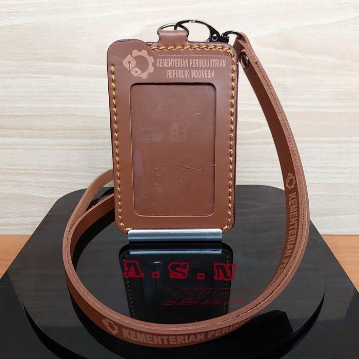 

Id Card Kulit KEMENPERIN Id Card Kulit Kementerian PERINDUSTRIAN