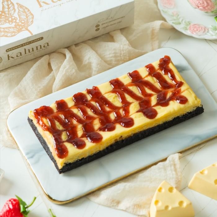 

OR6T Kaluna Cakes - Fudgy Brownies Strawberry Cream Cheese Ukr. 22X10 - Brownies Panggang