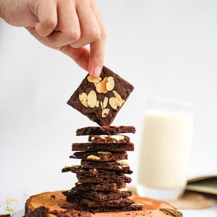 

OR6T Vegan Brownie Crisps (75Gr) - Gluten Free & Healthy - Luckybite