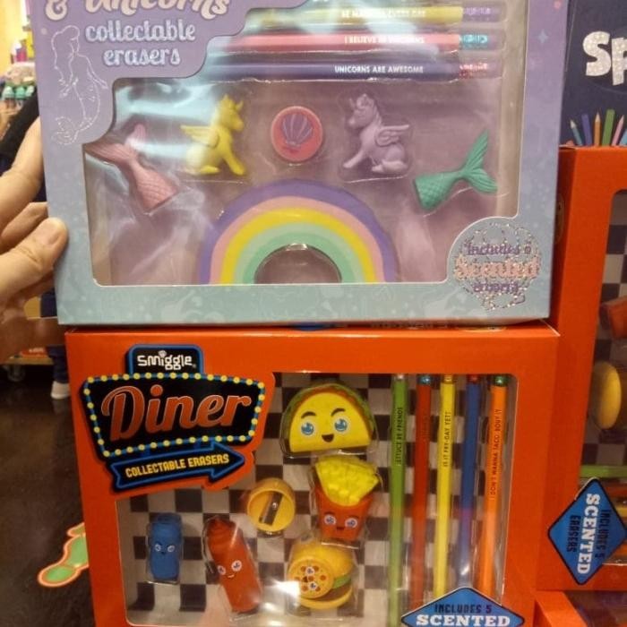 

Smiggle Collectable Eraser Box Mermaid Unicorn Diner