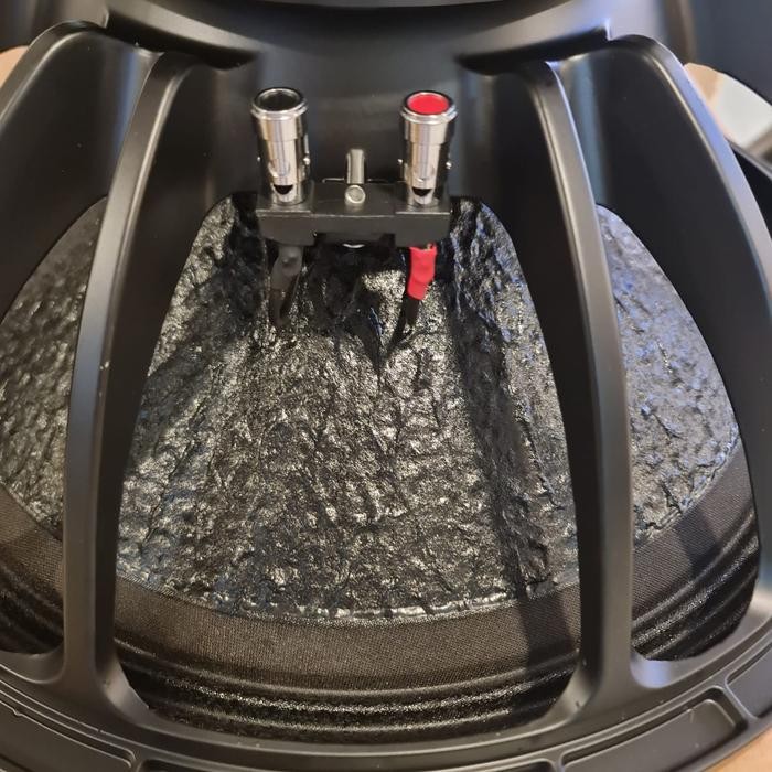 SPEAKER SUBWOOFER 18 INCH B&C TBW100 BARU