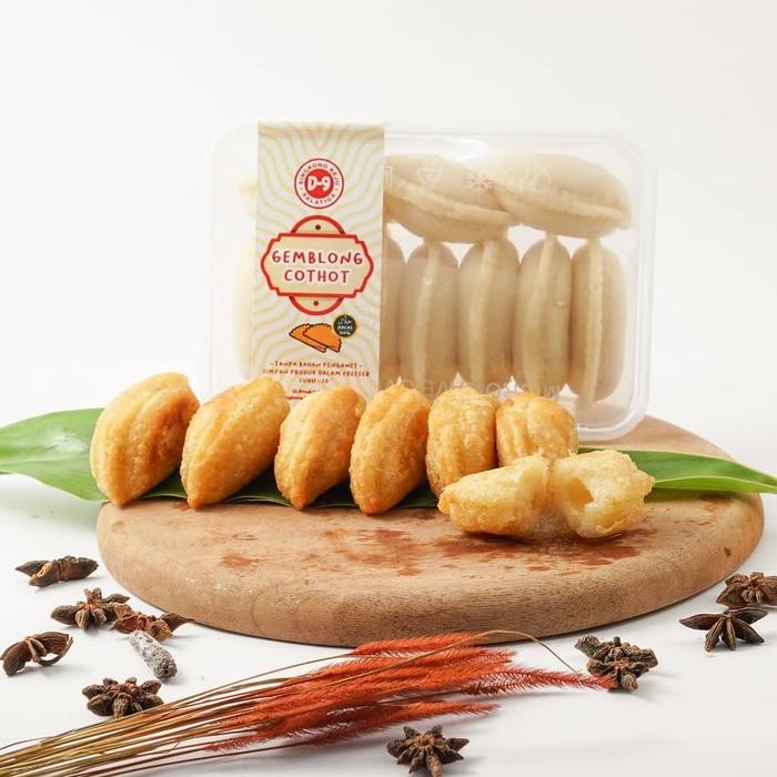 

4ZMI Gemblong Cotot Salatiga Produk Asli D9 Olahan Singkong Frozen