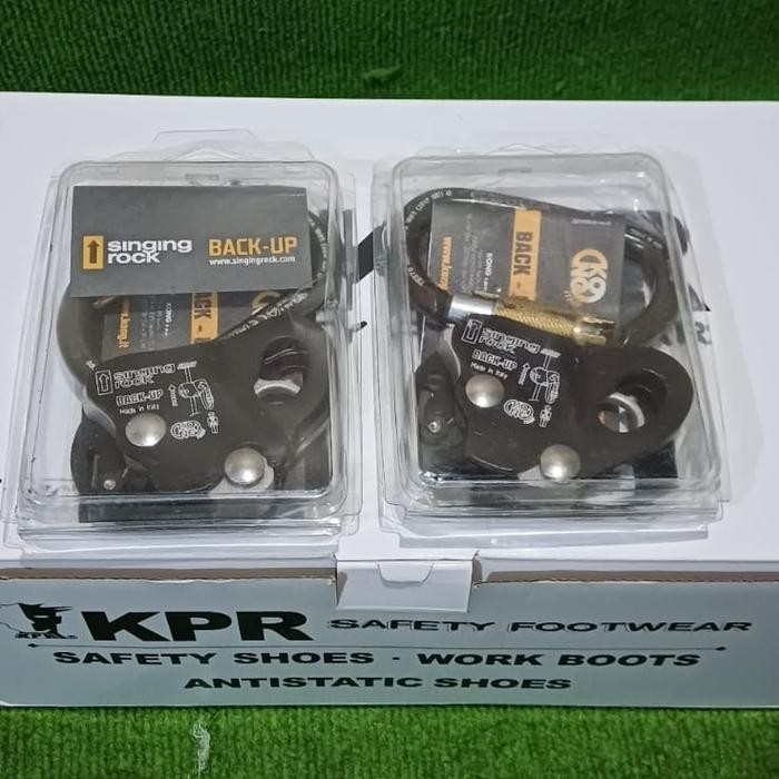 Back up singing rock