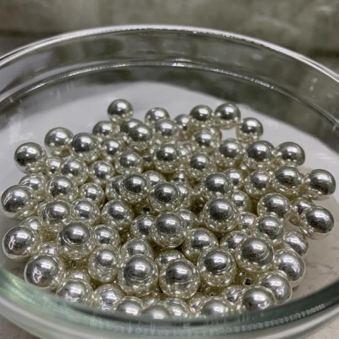 

SPRINKLE GOLD AND SILVER 100 GR SILVER SPRINKLES DEKORASI KUE KEKINIAN