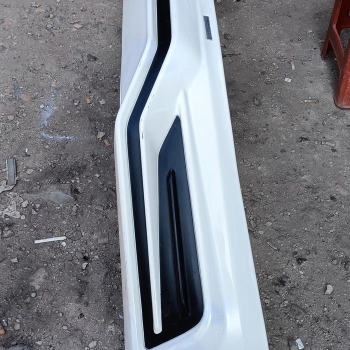 Bodykit Depan Innova Reborn Trd