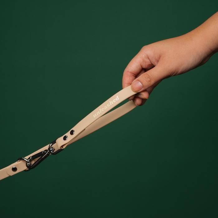 UNLEASHEDHANDSFREE : AT DAWN (DOG WATERPROOF LEASH TALI ANJING)