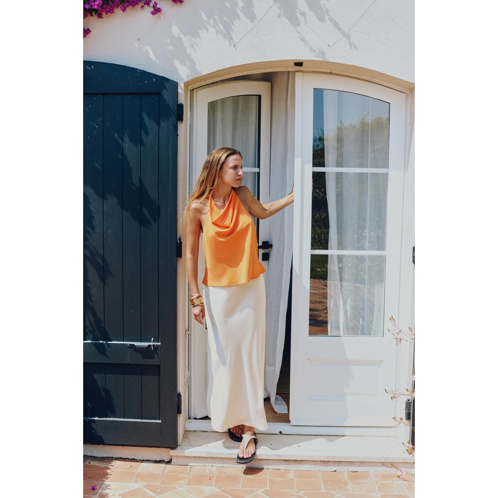 ZARA TOP HALTER SATIN Top kerah halter dengan belakang terbuka