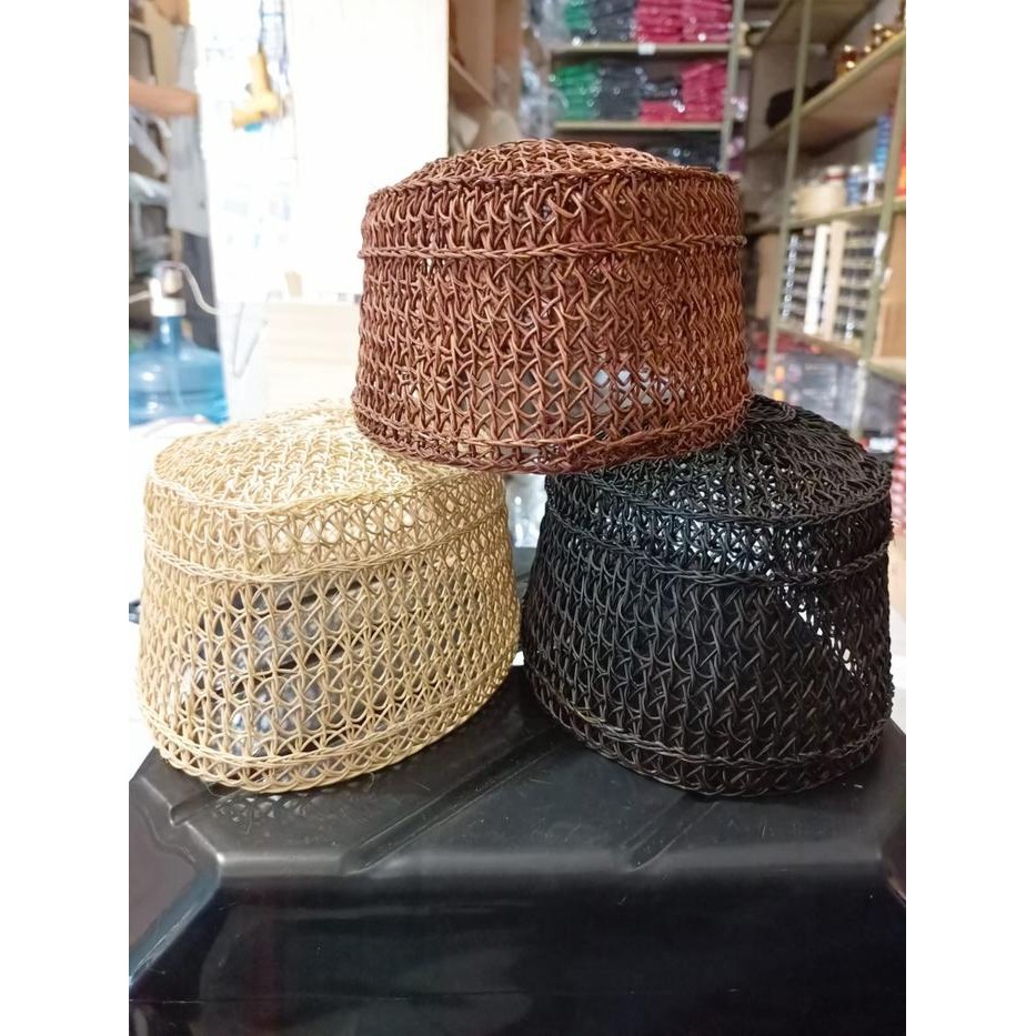 HWIH Peci Rotan Kalimantan / Peci Rotan / Peci Akar Rotan /Kopiah / Songko