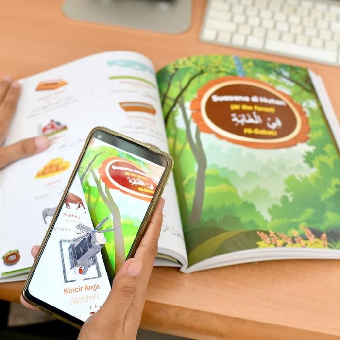 

MY FIRST ENGLISH ARABIC DICTIONARY / KAMUS BAHASA ARAB INGGRIS INDONESIA / KAMUS BERGAMBAR ANAK