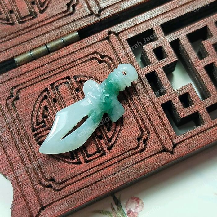 New // Kalung Liontin Giok Burma Ukir Pisau / Knife + Sertifikat // 100% Original