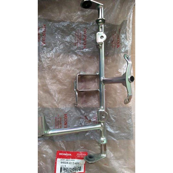 DUDUKAN TAMENG DEPAN SUPRA X 125 HELM IN ORIGINAL 6422A-KYZ-900