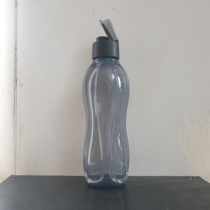 Tupperware Eco Man Black Only 750 ml Botol num Hitam Saja Satuan