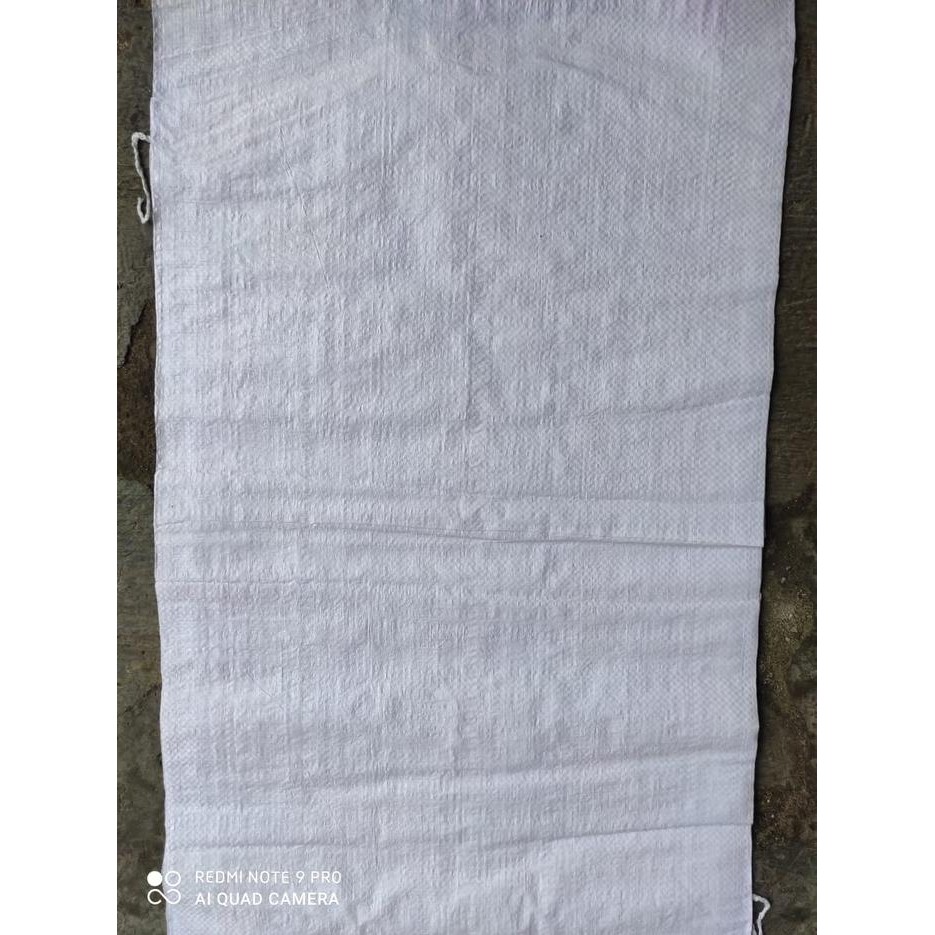 

Karung Plastik 50 kg 56 Cm X 90 Cm MINIMAL ORDER 5