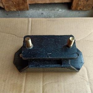 Mounting Transmisi Panther