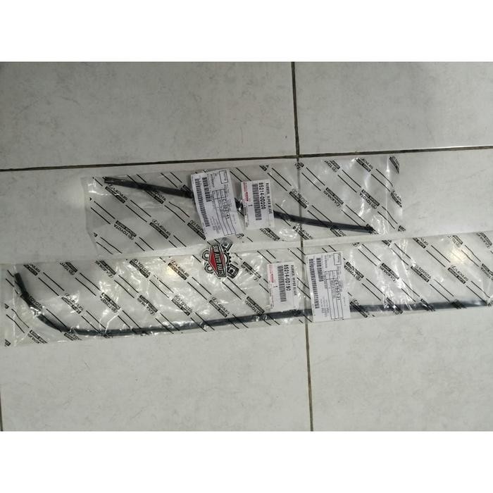 Karet Wiper Depan Sienta