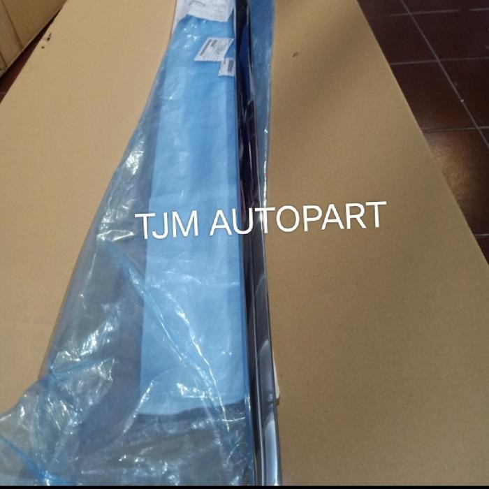 List chrome bodykit samping avanza veloz 2019 Original
