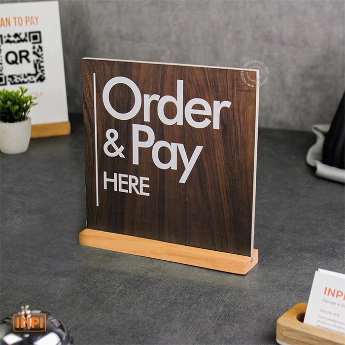 

Promo Sign Penanda Meja Kayu Order & Pay Here Dudukan Display Cafe Resto