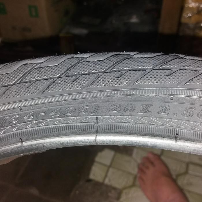 BAN LUAR SEPEDA UKURAN 20 X 2.50 / BAN LUAR SEPEDA BMX