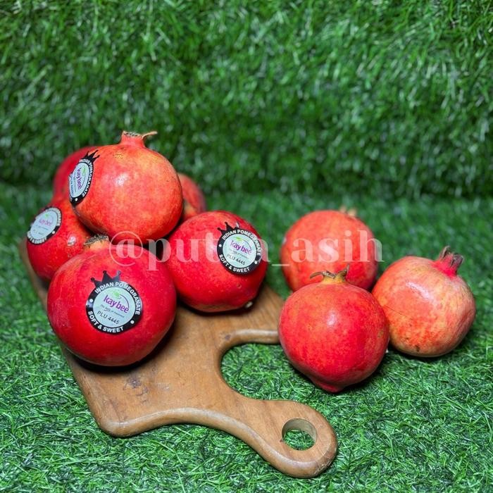 

NATURE- Red Pomegranate / Delima