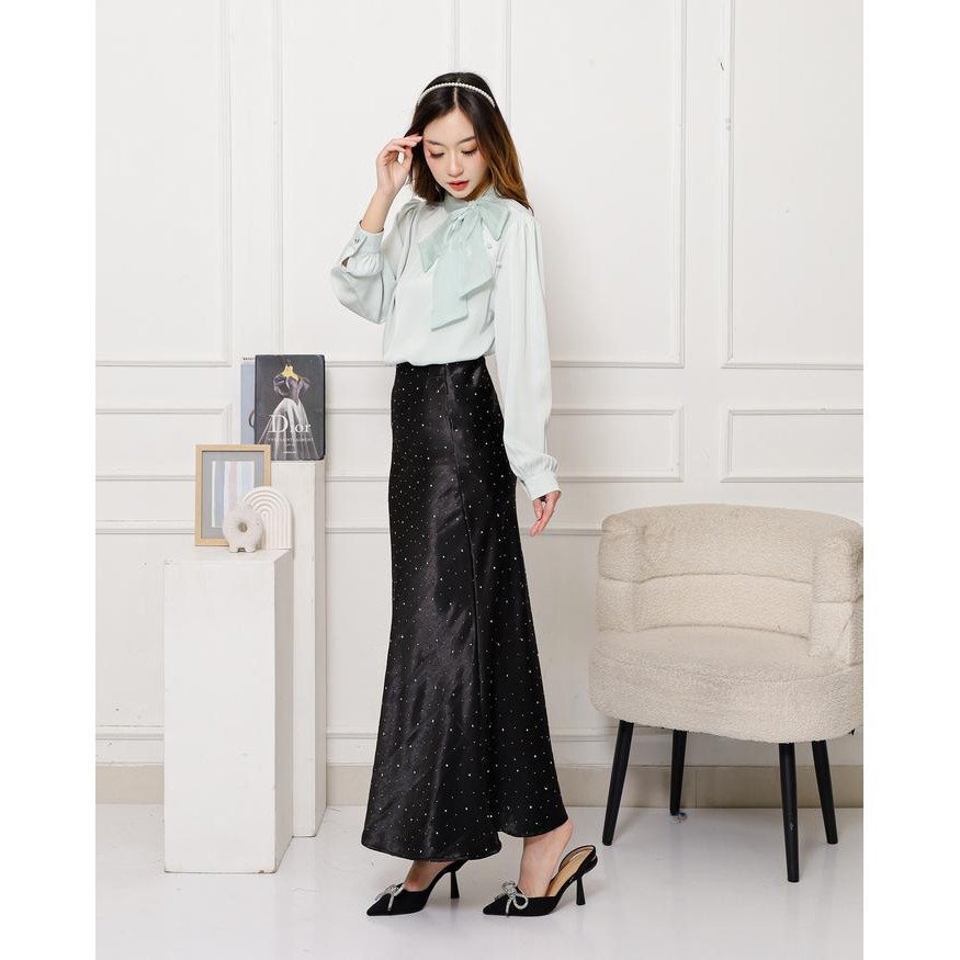 Blus Silk "Gladis" Putih, Hitam, Hijau Mint All Size Elegan, Ringan & Nyaman