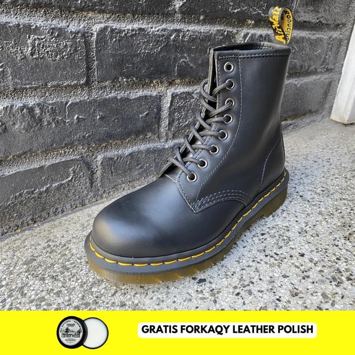 GENT.RIX- Sepatu Dr. Martens 1460 Black Nappa
