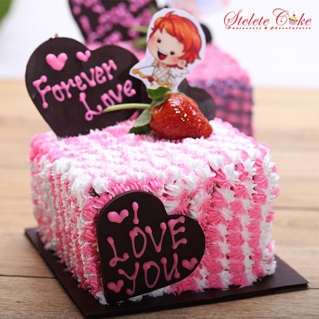 

Kado Valentine / Kue Coklat / Murah & Enak / Ukuran 10 x 10 cm