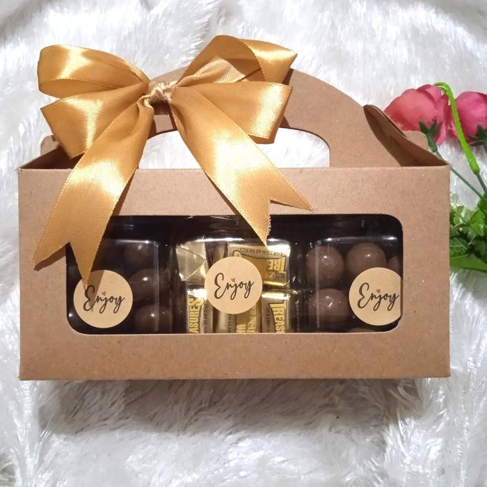 

paket HAMPERS coklat delfi