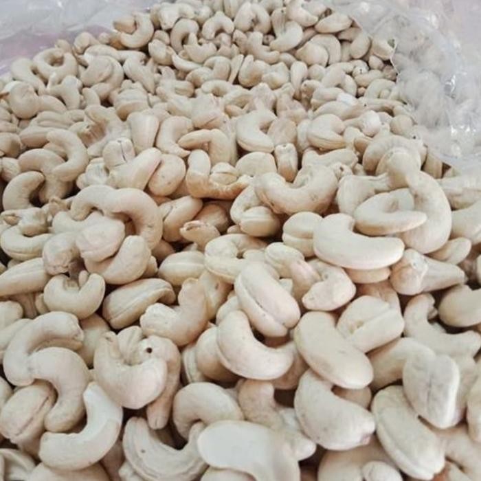 

KACANG MEDE MENTAH 1KG UKURAN W320