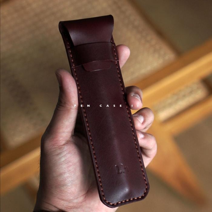 

Whitehouse Leather Custom - Pen Case