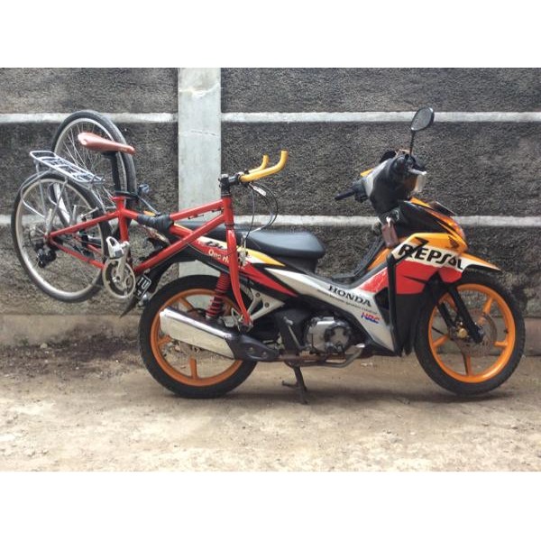BISA GOSEND Bike Carrier Sepeda / Bawa Sepeda Dimotor / Breket