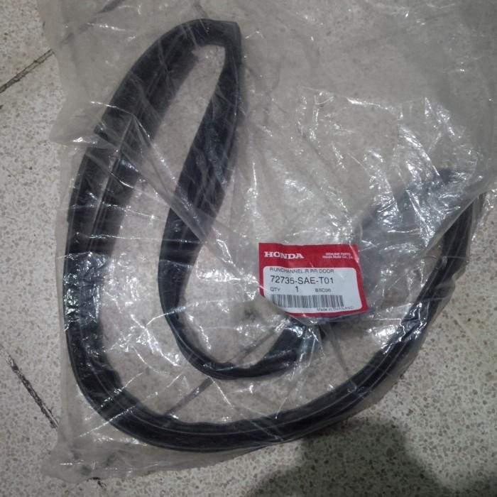 Karet Chanel Kaca Karet Kaca Pintu Jazz GD3 2003-2007 Original