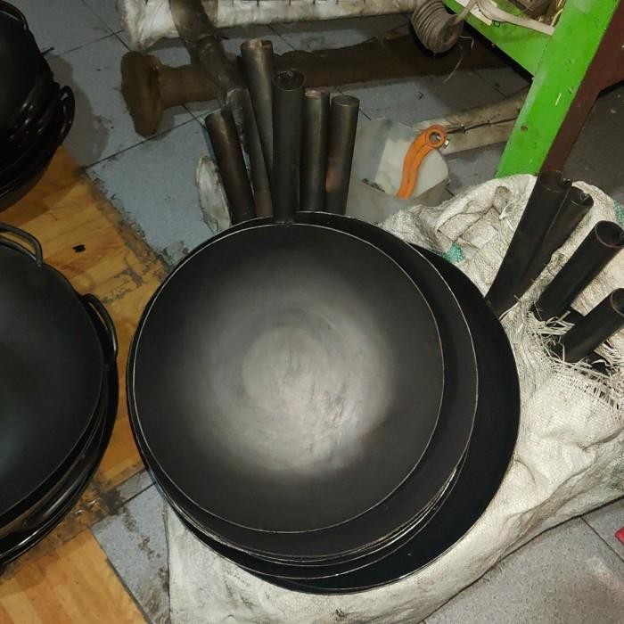 PREMIUM wajan kuali besi gagang no. 18