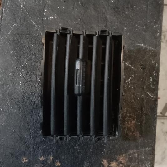 kisi kisi ac tengah rush terios original