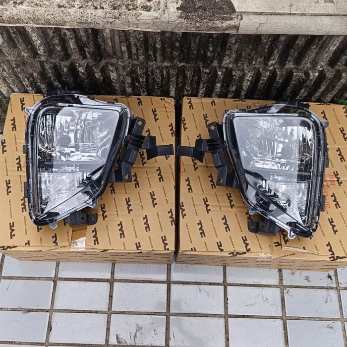 Headlamp Lampu Depan Mitsubishi Xpander Halogen