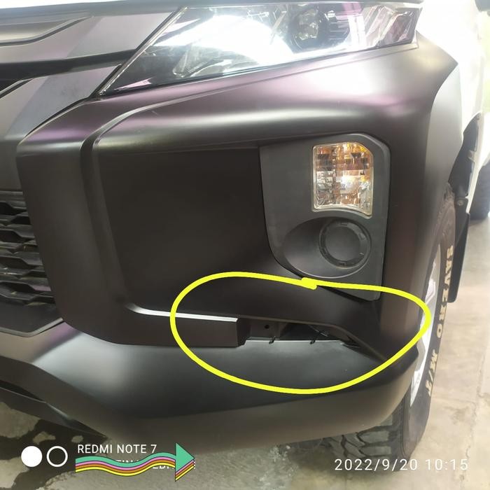 Garnish List Bumper Depan Bawah Kanan Triton Hdx 2022 6407A346