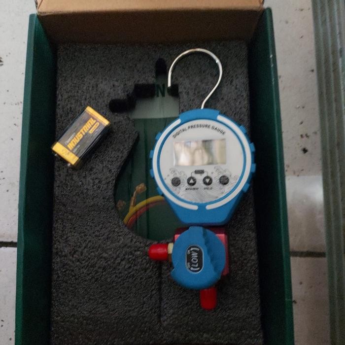 DIGITAL SINGLE MANIFOLD HIGH-PRECISION DIGITAL GAUGE / CHARGING HOSE