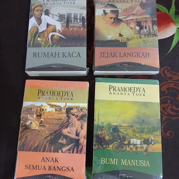 

4 Buku Paket ROMAN TETRALOGI KARYA PRAMOEDYA ANANTA TOER