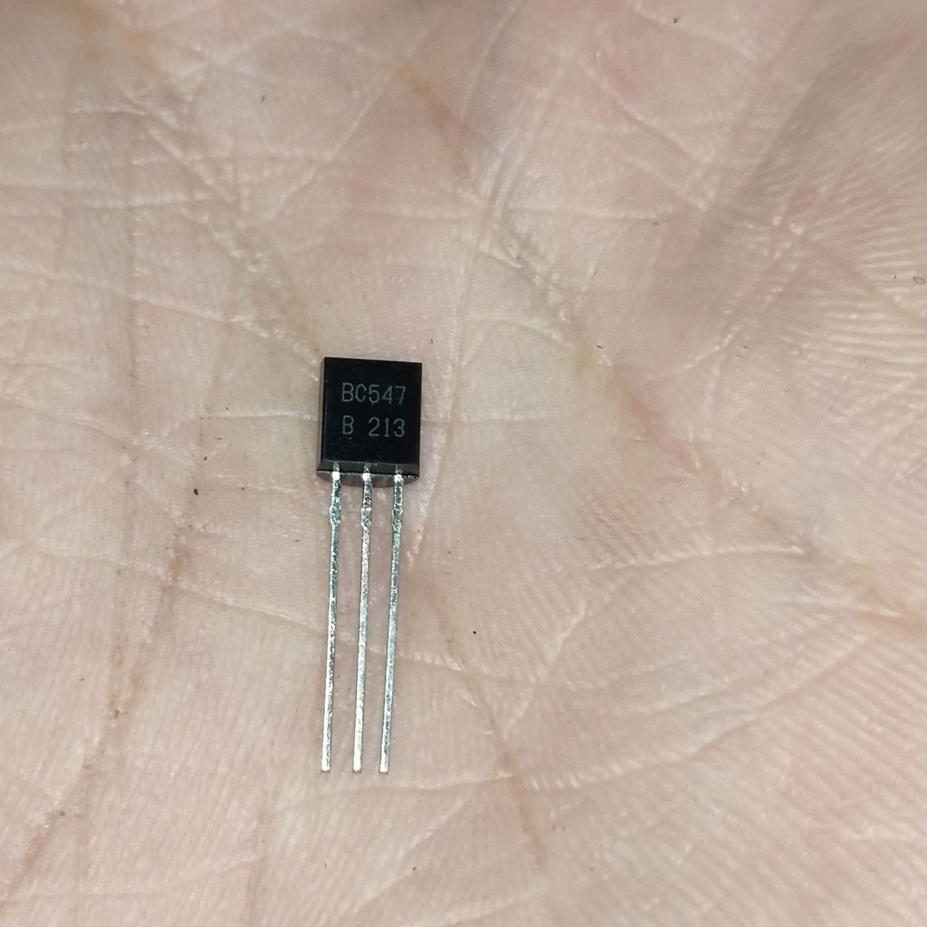 (ISI 10) TRANSISTOR A733 C945 A1015 C1815 2N5401 2N5551 BC546  BC547 ORIGINAL. TR 733 945 1015 1815 