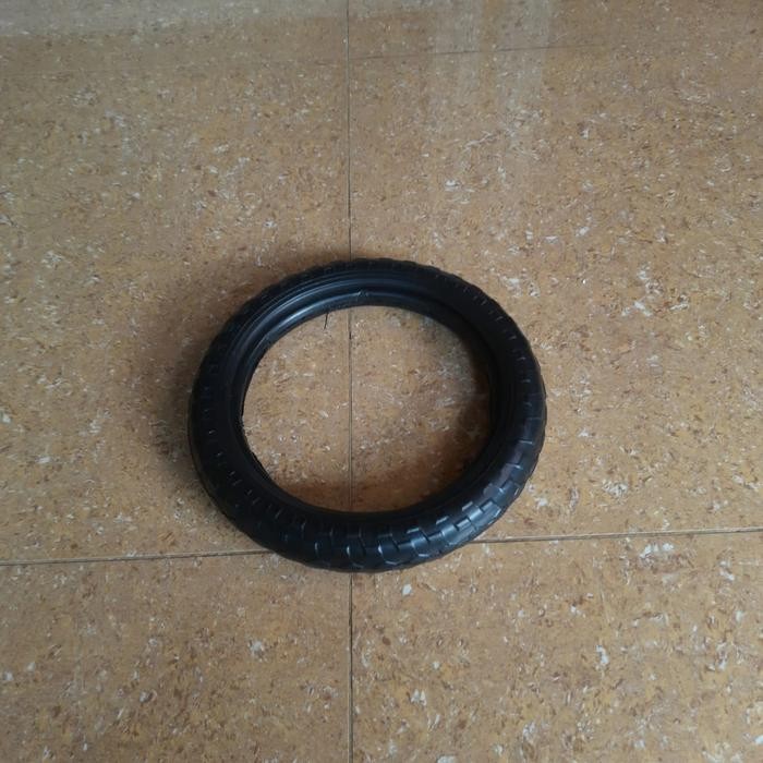 BAN KURSI RODA. BAN BELAKAN KURSI RODA UKURAN 12