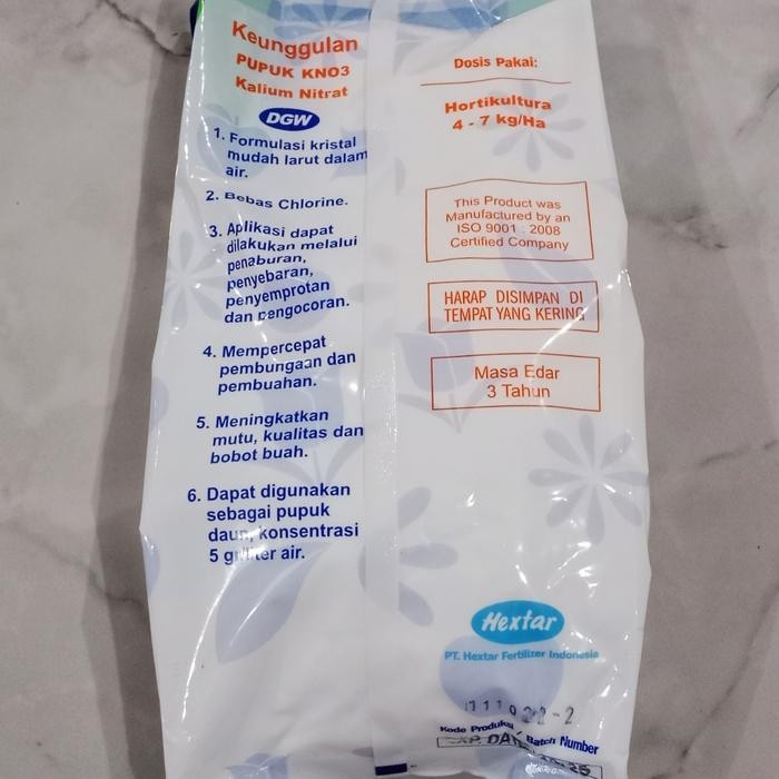 Pupuk KNO3 Putih DGW Crystal Kemasan 2 Kg