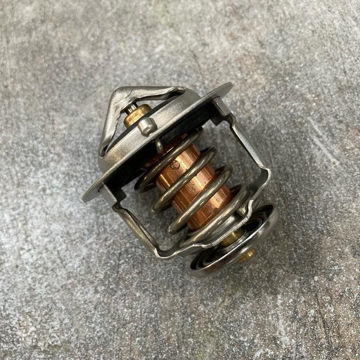 Thermostat Termostat 82C Starlet Ep70 Ep71 Kotak Ep80 Ep81 Ep82 Ep85 Ep90 Ep91 Ep95 Kapsul Gt Turbo