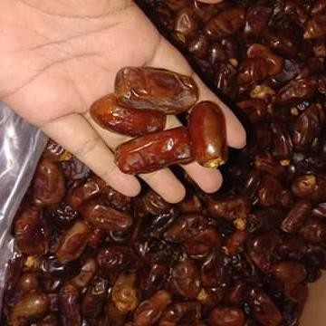 

New kurma madinah emirat gold (1kg)/kurma madinah termurah