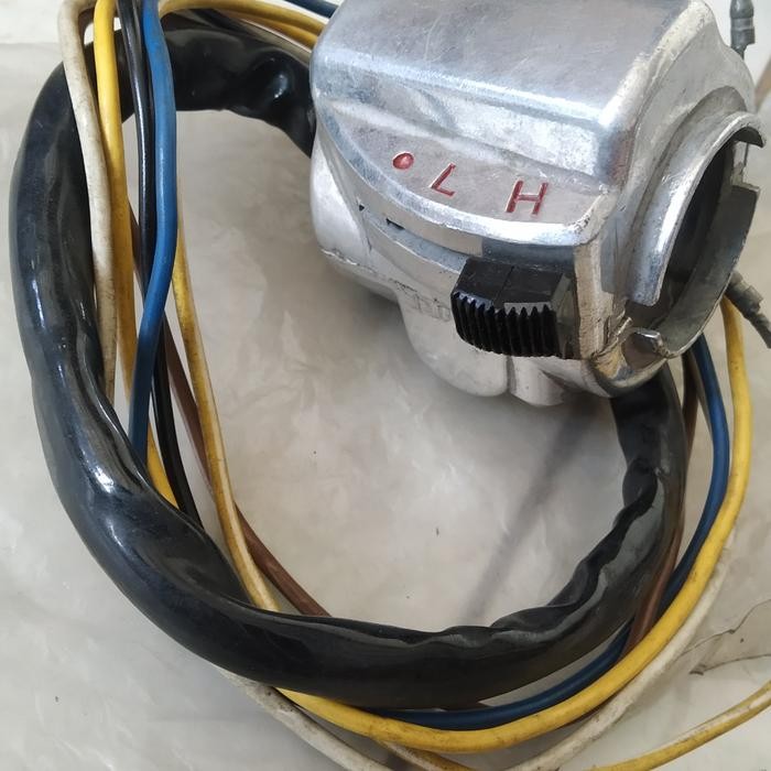 PREMIUM Saklar holder kanan Gas Dalam Cb100 Cb 100 Cb125 125 Nos