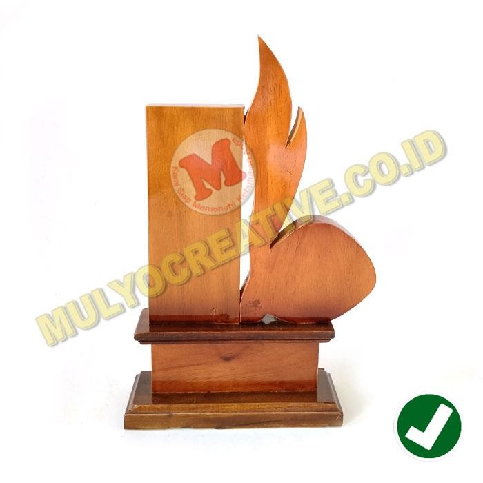 

Plakat Kayu Model Tunas Kelapa Plakat Kayu Polos Tunas Kelapa Pramuka PREMIUM