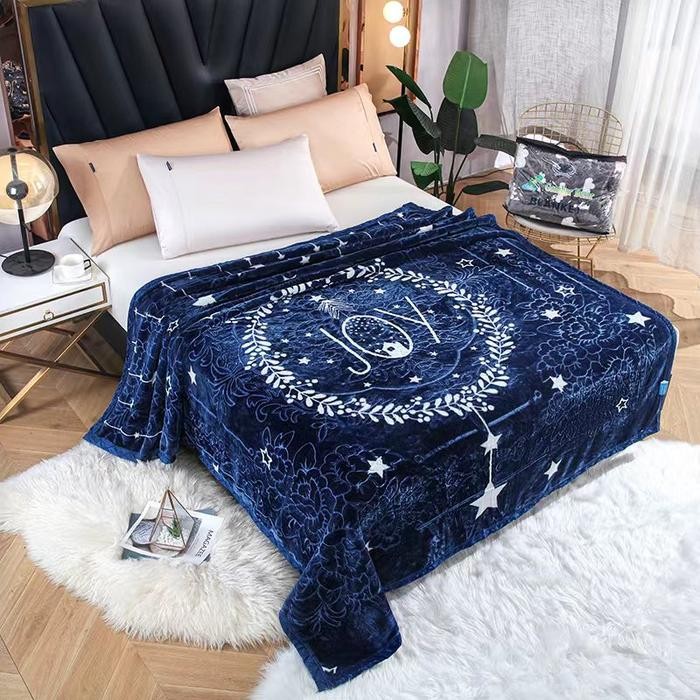 Selimut Bulu Flanel Lembut Tebal Motif Embos Uk. 180x200 NEW