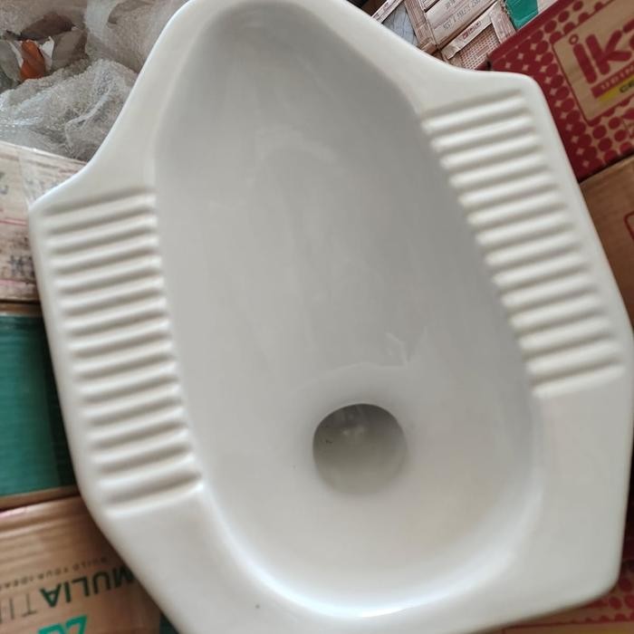 KLOSET JONGKOK LANTAI 2 / KLOSET JONGKOK CORONG