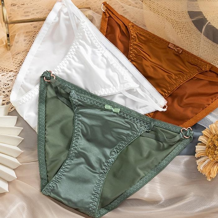 Celana Dalam Wanita Low Waist CD Bahan Satin Mulus Seksi