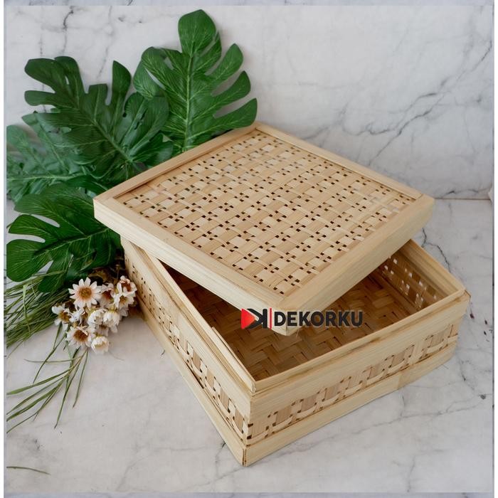 PREMIUM Box Hampers / Tempat Penyimpanan Kotak Anyaman Bambu