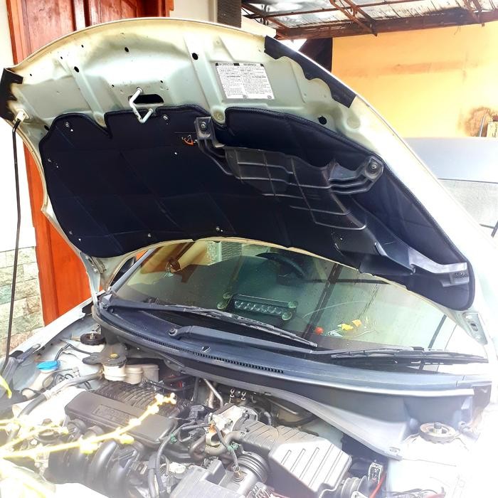 PREMIUM Mobilio 2015 Peredam Ekslusive kap Mesin V-Tech