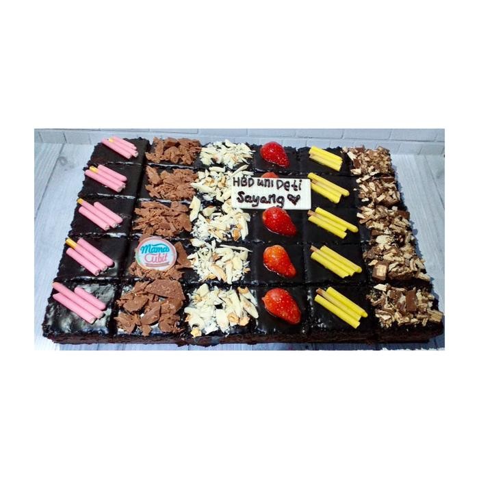 PREMIUM Brownies/kue potong/kue ultah/cake potong/brownies kukus/kue coklat